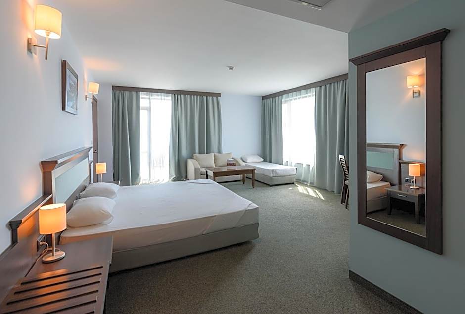 Lion Sunny Beach Hotel
