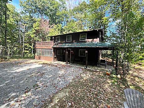 Rock Stalls Lodge Hocking Hills