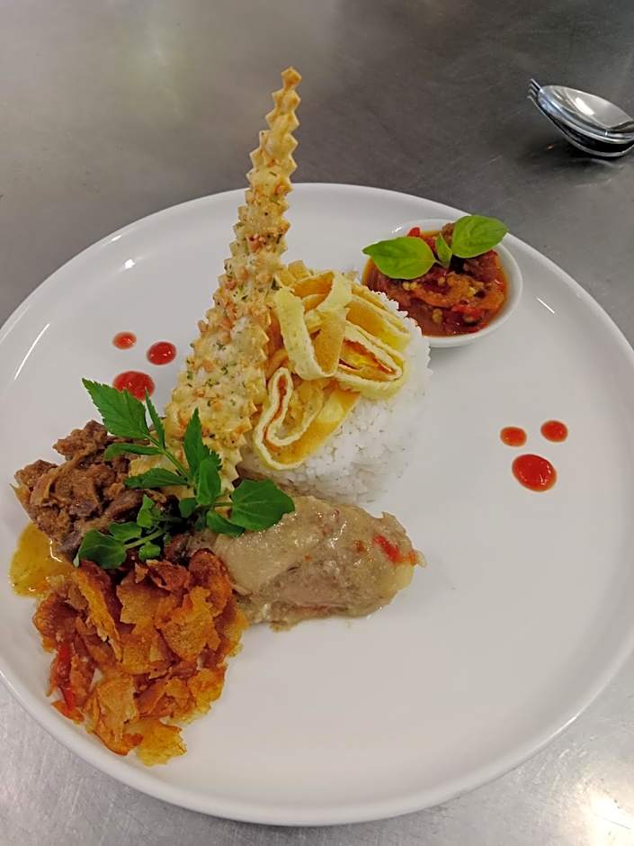 KoenoKoeni Boutique Hotel