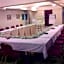 Hotel Crown Inn