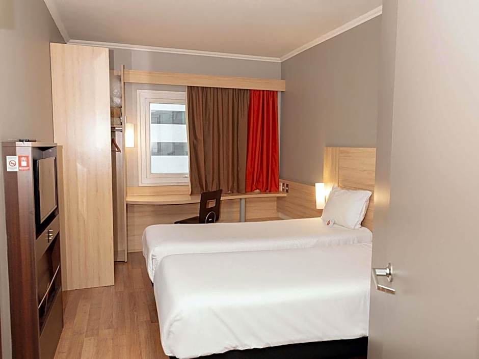 ibis Santiago Las Condes