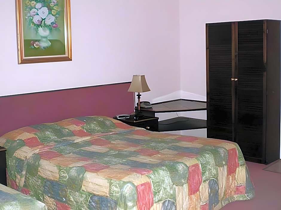 Avalon Motel
