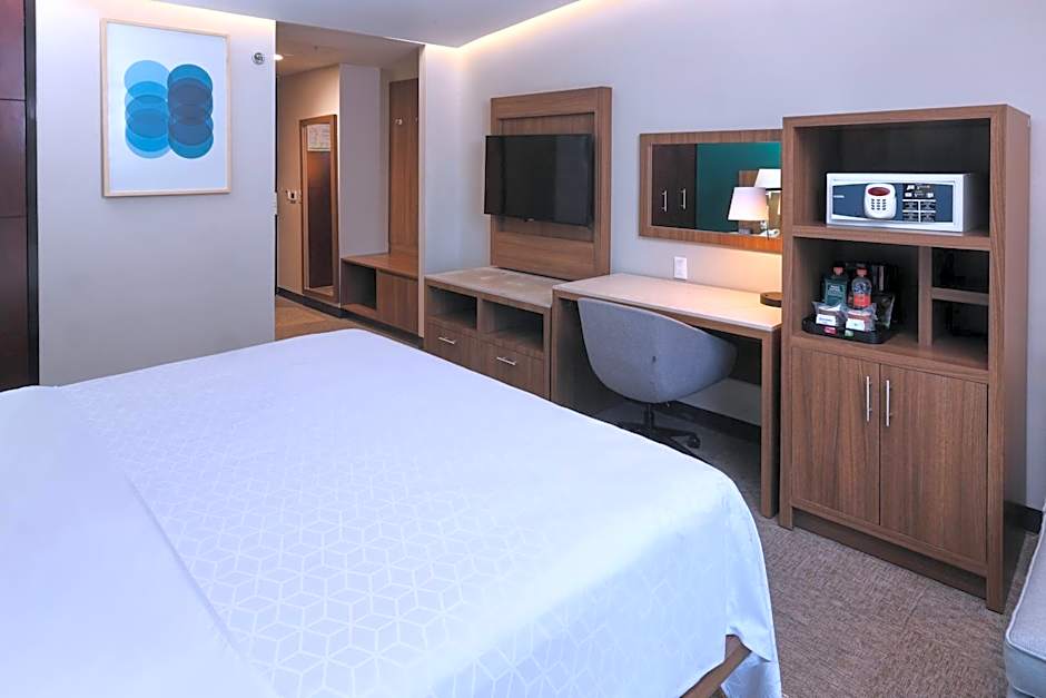 Holiday Inn Hotel & Suites Mexico Medica Sur By IHG