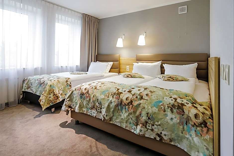 Poznań West Hotel - Airport