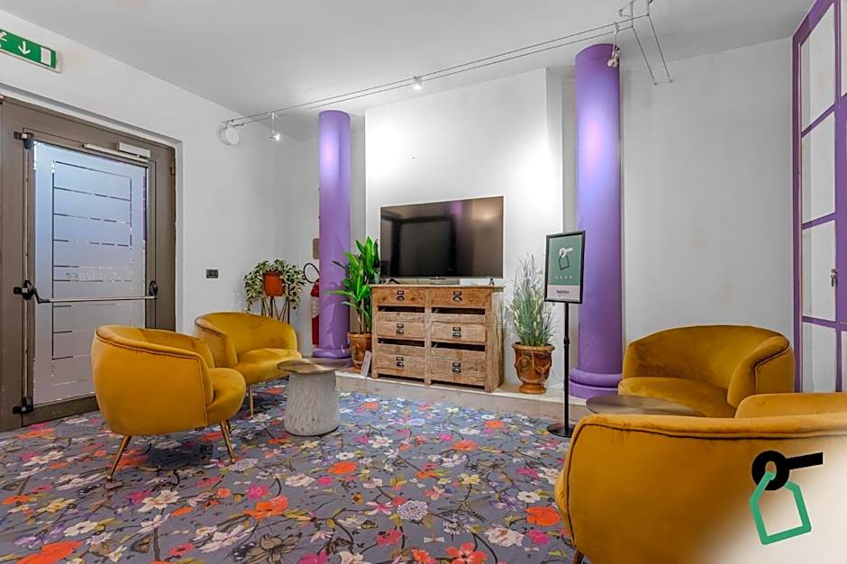 HOTIDAY ApartHotel Firenze