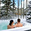Casa Pura Vida Hot Tub, Pool & Ping Pong Tables w Backyard & BBQ Come stay