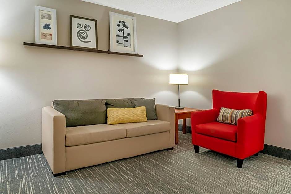 Country Inn & Suites by Radisson, Rossford - Toledo South
