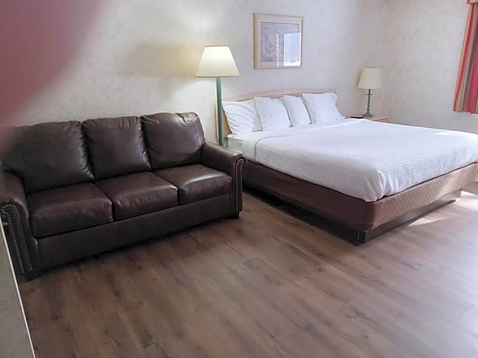 Paradise Shores Hotel
