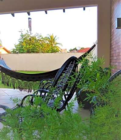 Hostel ElianeMS Quartos Privativos com Banheiro