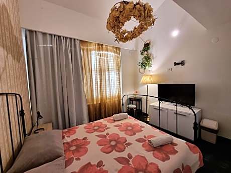 Double Room with Shared Bathroom