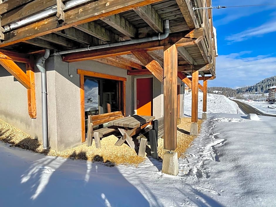 Gîte avec terrasse et belle vue - ChaletNelda com