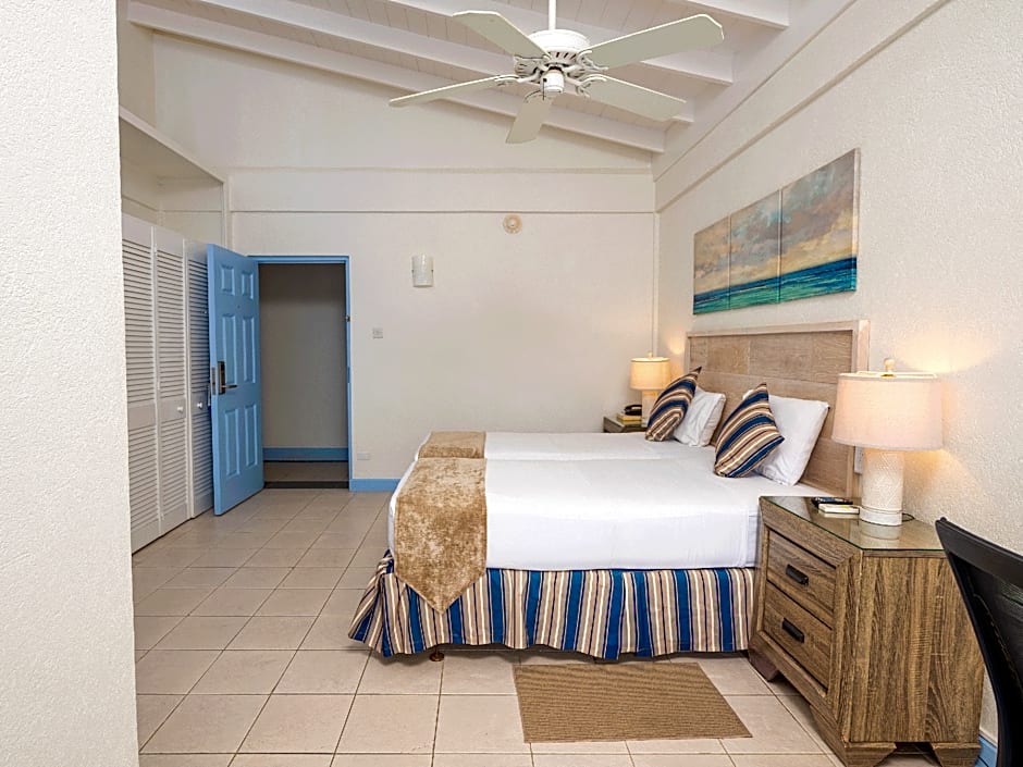 Time Out Hotel