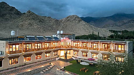 HOTEL ZYPHER LADAKH