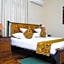 Coconut Grove Regency Hotel