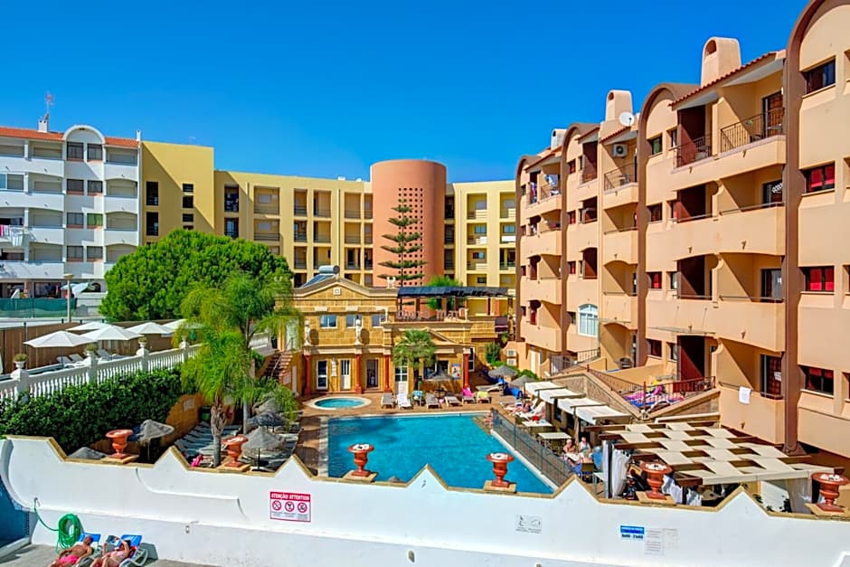 Choromar Apartments
