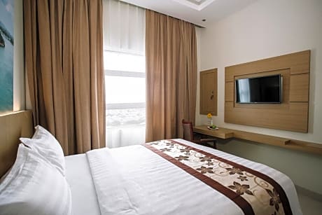 Modern Deluxe Double or Twin Room