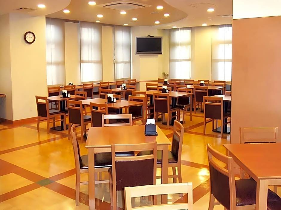 Hotel Route-Inn Fukaya Ekimae