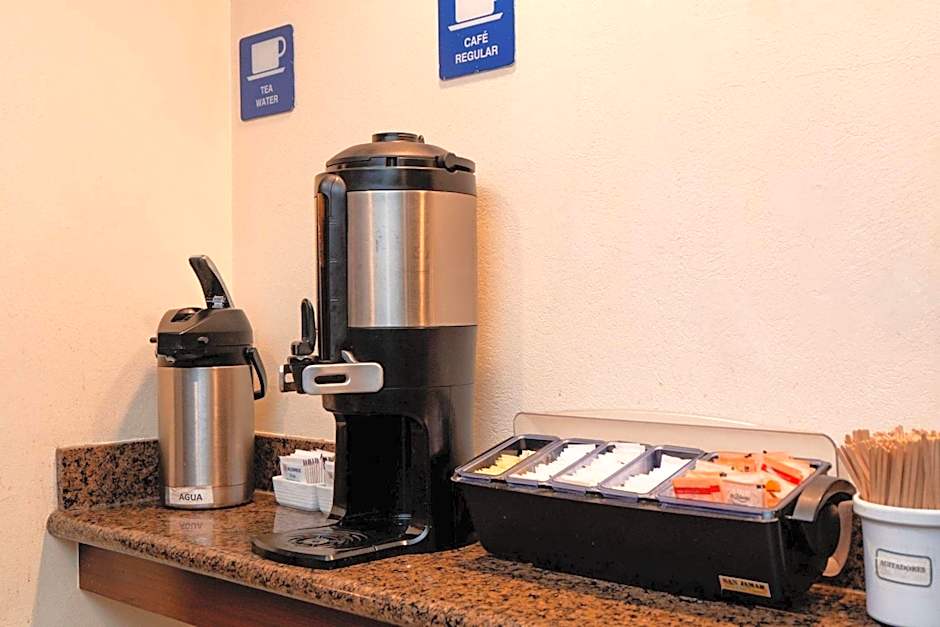 Microtel Inn & Suites by Wyndham Ciudad Juarez/US Consulate