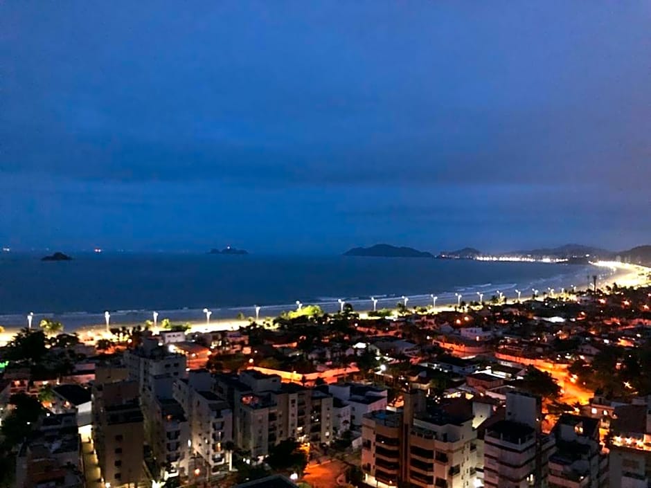 Maravilhoso apartamento vista mar Enseada Guarujá