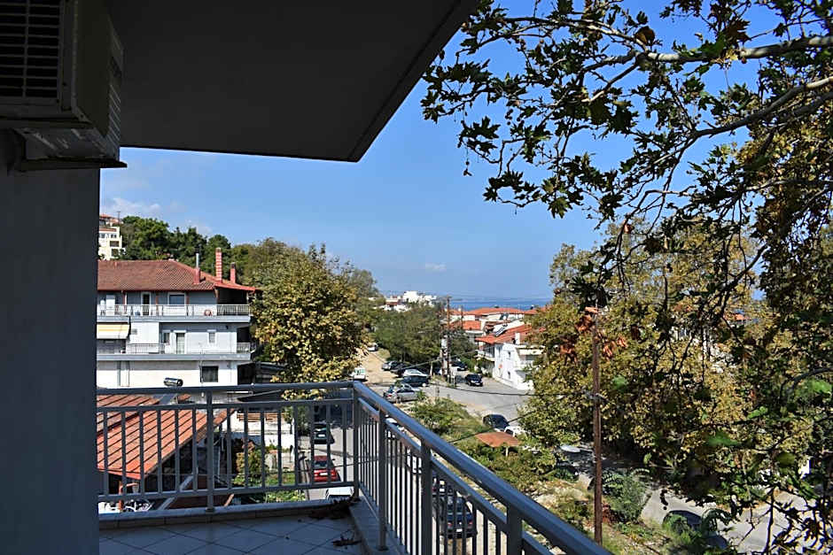 Galanis Studios and Apartments