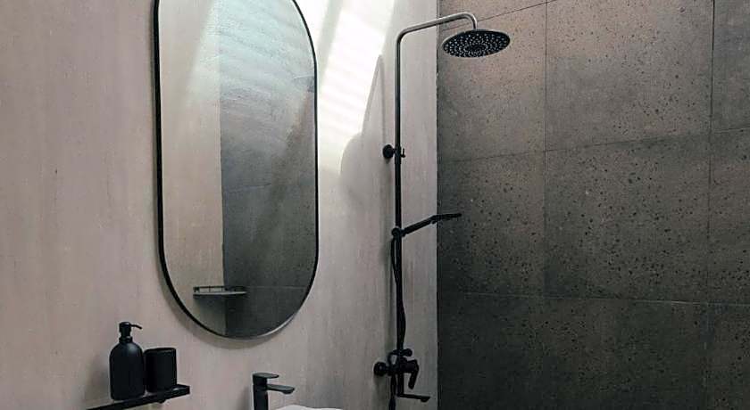 Katig Beachfront Boutique Hotel