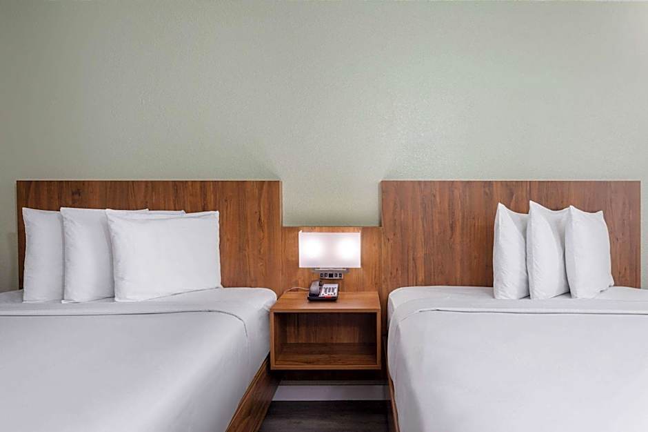 Ramada by Wyndham Altamonte Springs