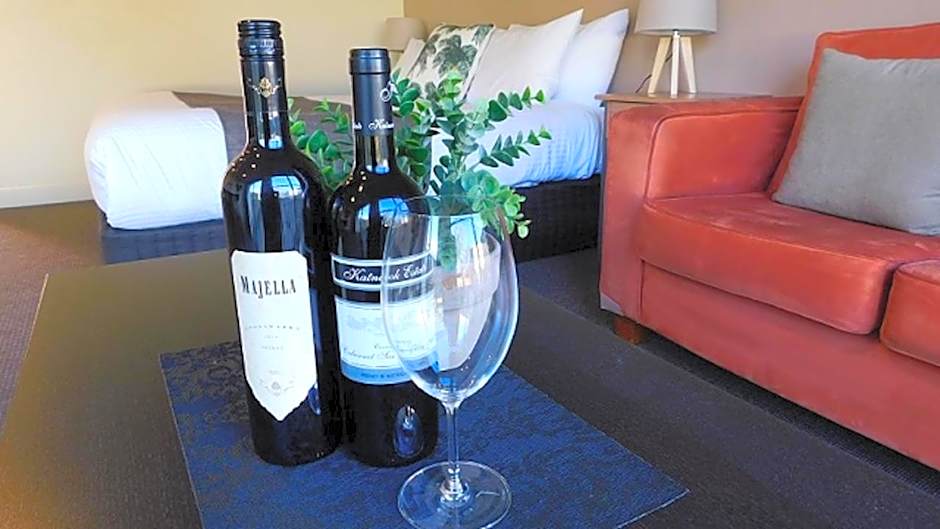 Alexander Cameron Suites