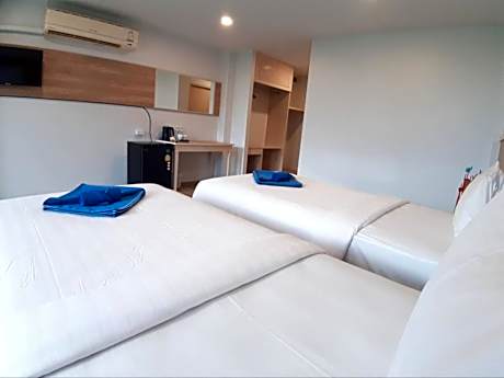 Deluxe Double or Twin Room with Garden View