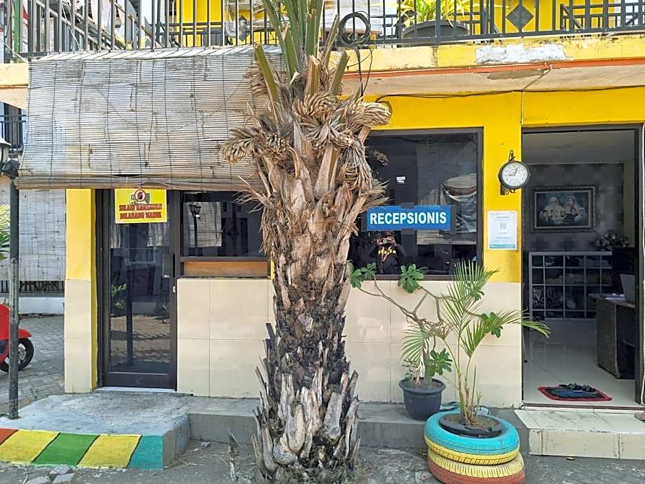 Hotel O New Asembagus 2