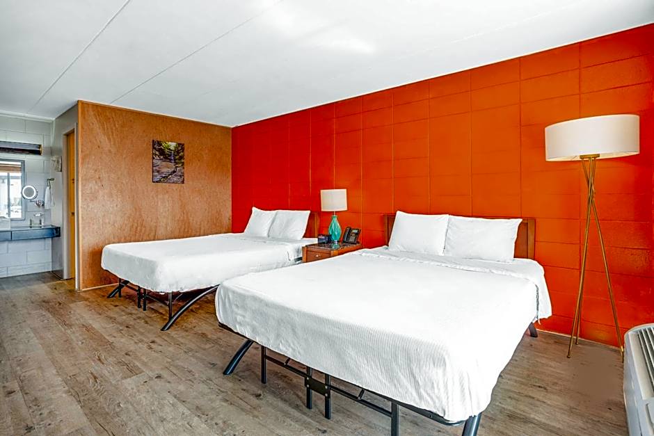 Starved Rock Motor Inn