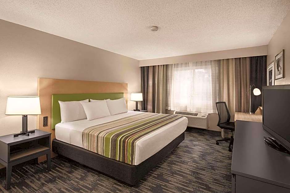 Country Inn & Suites by Radisson, Northfield, MN