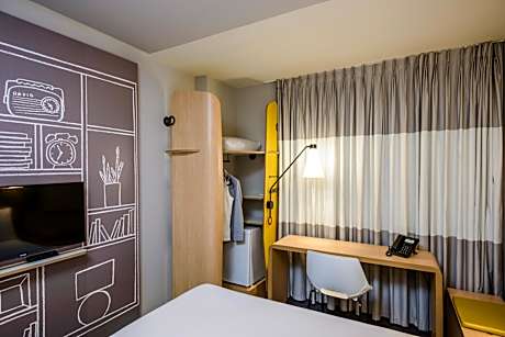 2 Communicating Double Rooms