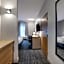 Days Inn by Wyndham Thunder Bay North