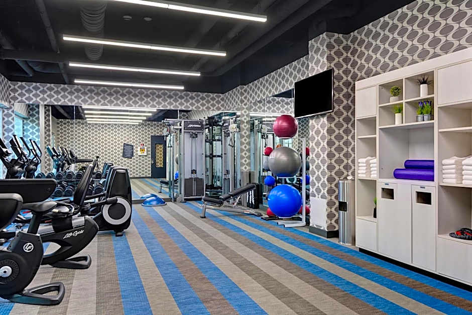 Aloft Secaucus Meadowlands