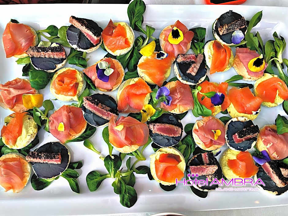 HOTEL AMBRA - Fronte Mare - Vicinissimi al Centro