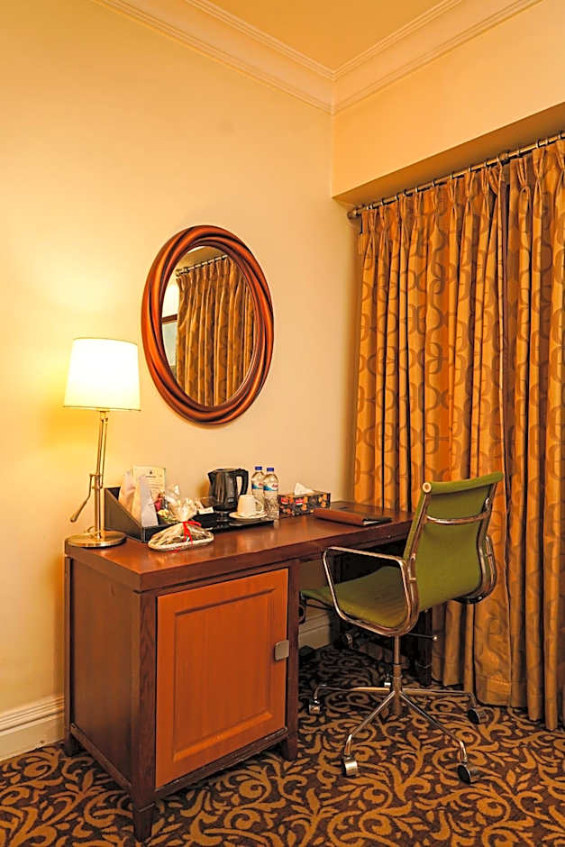 Royal Park Residence Hotel