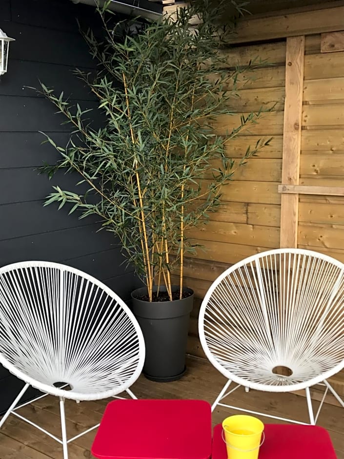 Les nuits insolites de la mothe - hébergement en bulle ou tiny house avec spa privatif