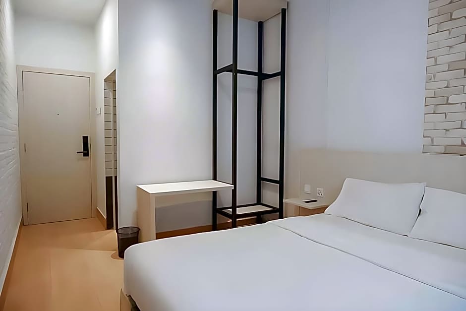 Prime Inn near Jalan Sekip Medan RedPartner