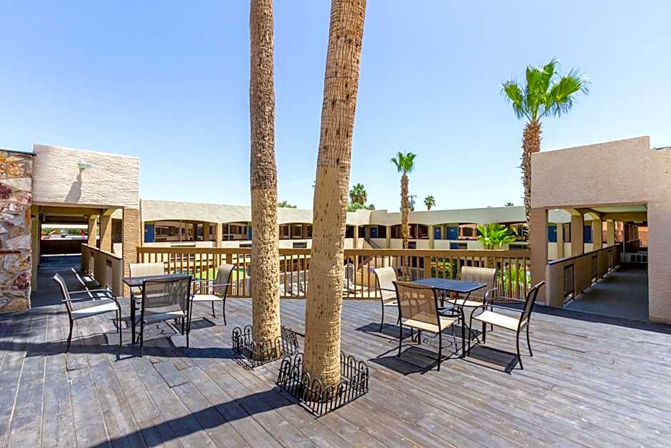 Motel 6 Glendale AZ
