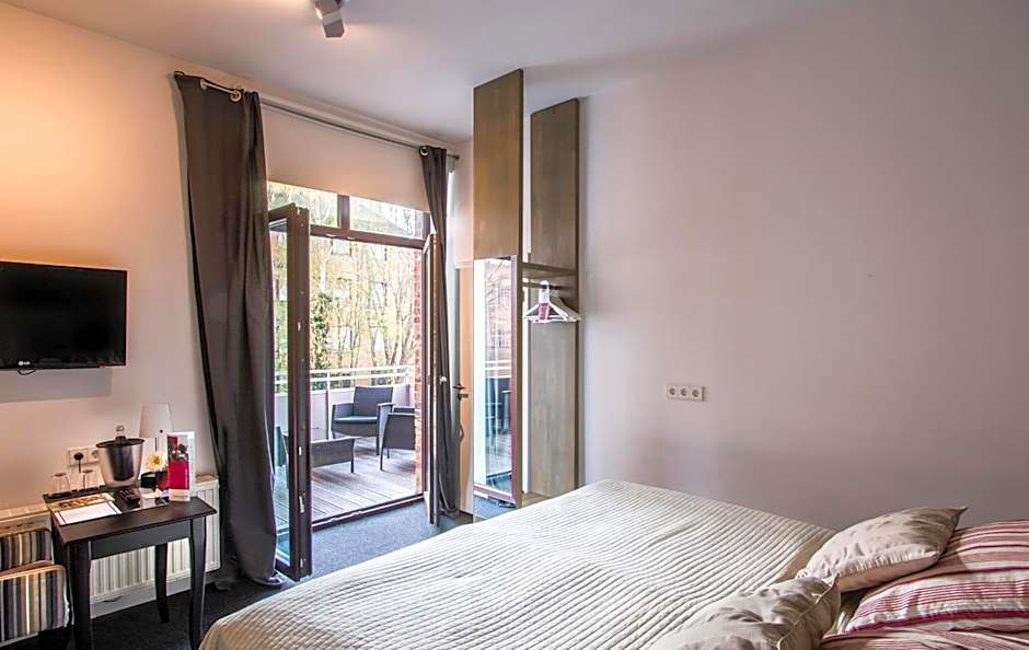 Foto 1 de 12 de 1 Double Bed or 2 Beds