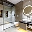Hotel Golden Wings
