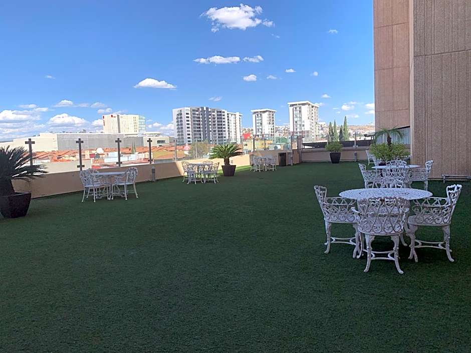 Hotel Mirage