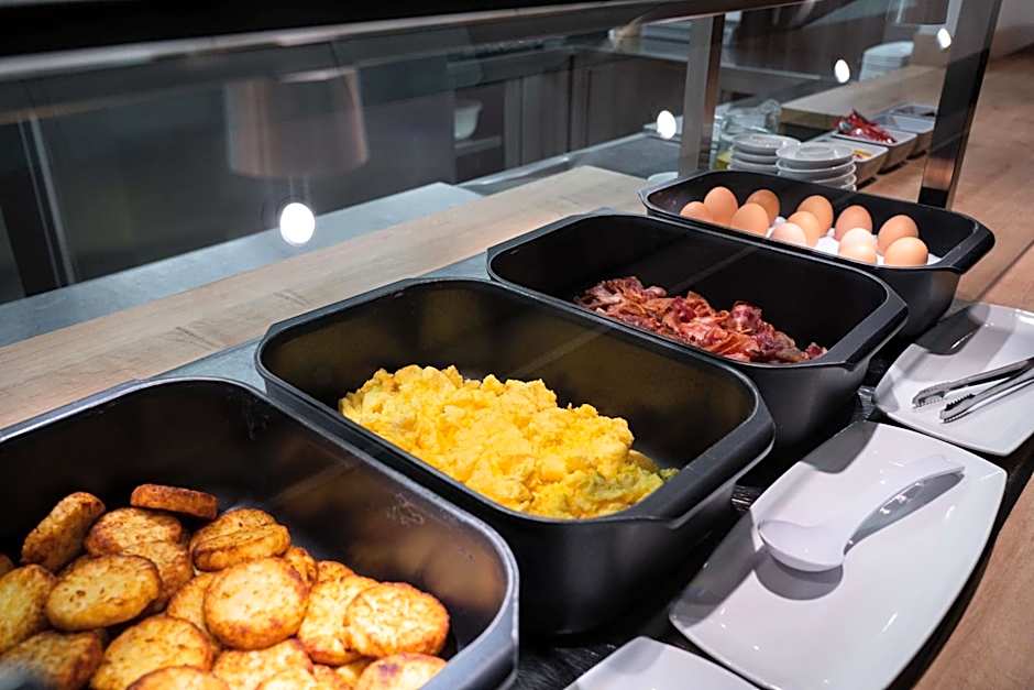 elaya hotel leipzig city center