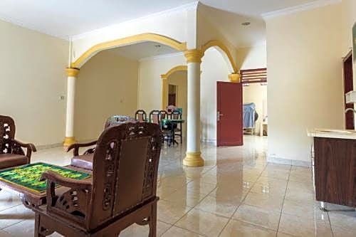 OYO 2916 Op Samuel Homestay