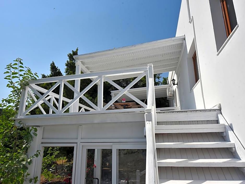 Benjamin Otel Gumusluk