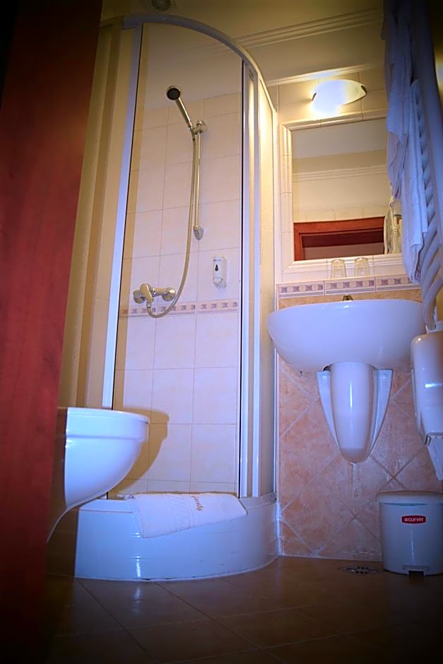 Geréby Kúria Hotel és Lovasudvar