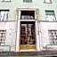Houspitality Caesar Bed & Breakfast