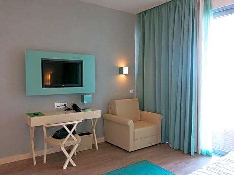 SINGLE SUPERIOR MAIN BUILDING