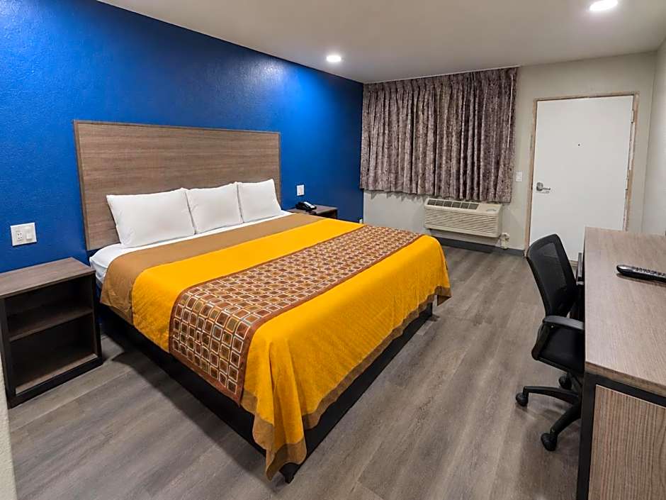 Richmond Inn and Suites
