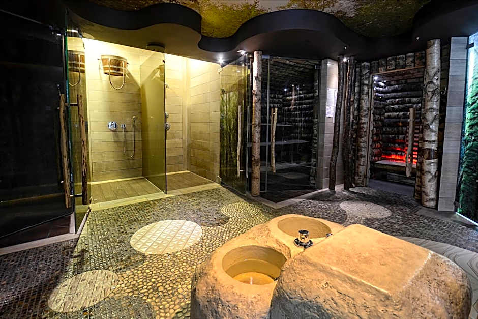 Hotel Żubrówka Spa & Wellness